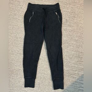 American eagle xs black cotton joggers with pockets